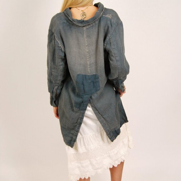 Magnolia Pearl High Low Blouse (M) medium blue chambray distressed bohemian chic - Picture 3 of 11